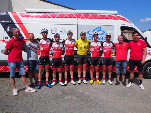 Boucles de la Charente Maritime: L&#039;UCC49 tout en jaune