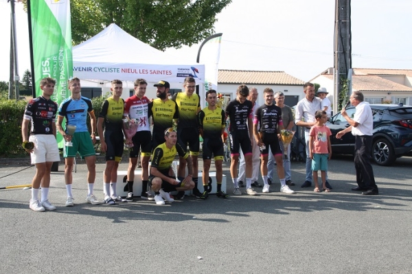 Nieul-les-Saintes &quot;Boucles de L&#039;Arnoult&quot;