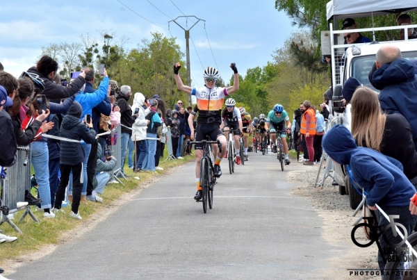 Seiches sur le Loir: Timothé Sorin (Doué Anjou Cyclisme RC)