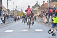 Victoire de Mathéo Bouyer sur le Grand Prix de Douces 