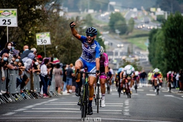 Victoire à Noyal en Vilaine